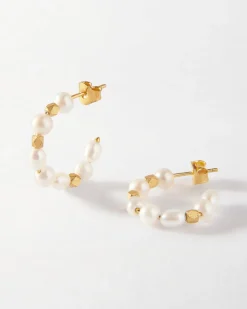 Edge of Ember Studs | Style | Gili Pearl Earrings