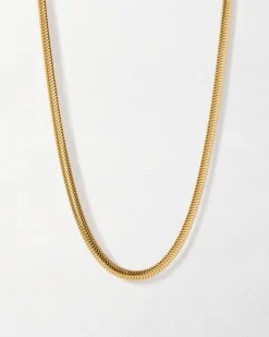 Edge of Ember Chain | Style | Globe Chain Necklace