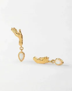 Edge of Ember Engravable | Hand in Hand Opal Pendant