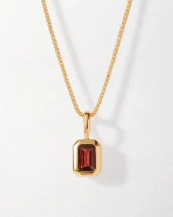 Edge of Ember All Rings | Birthstones And Zodiac | Heart Red Garnet Ring