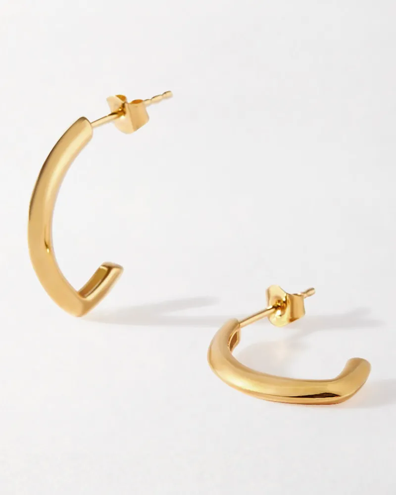 Edge of Ember Hoops | Style | Medium Classic Hoop Earrings - Yellow Gold