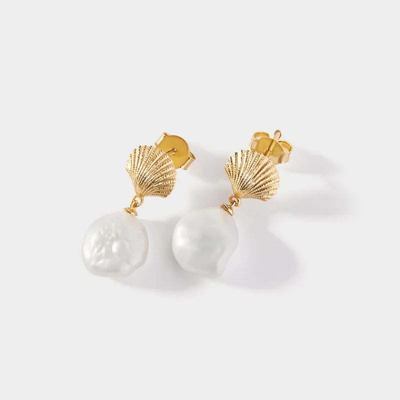 Edge of Ember Hoops | Style | Mirage Pearl Hoop Earrings