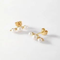 Edge of Ember Hoops | Style | Mirage Pearl Hoop Earrings