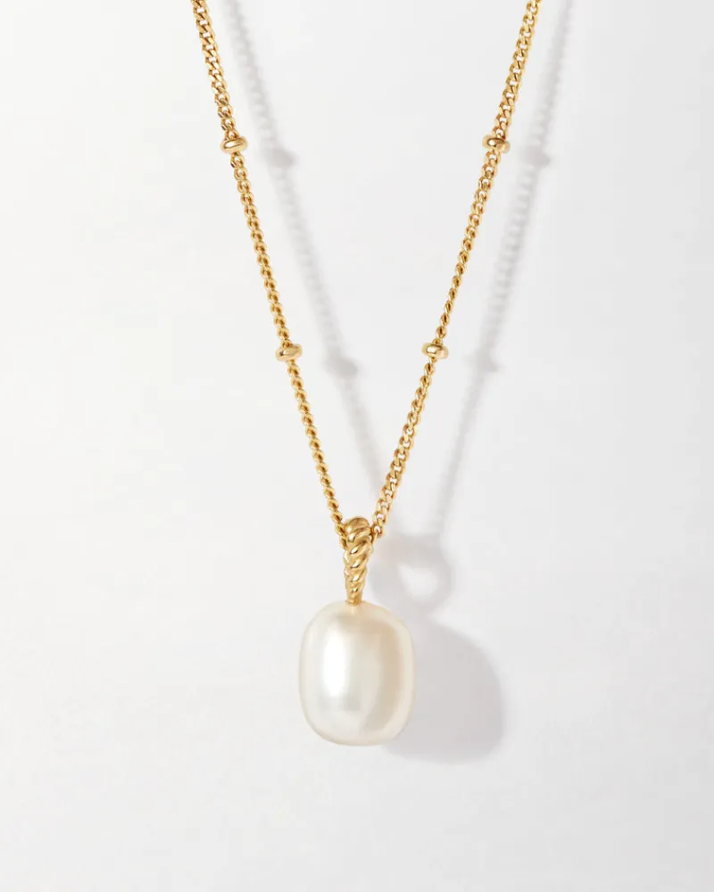 Edge of Ember Style | Mirage Pearl Necklace