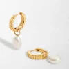 Edge of Ember Engravable | Engravable | Radiant Pearl Locket Necklace - Gold