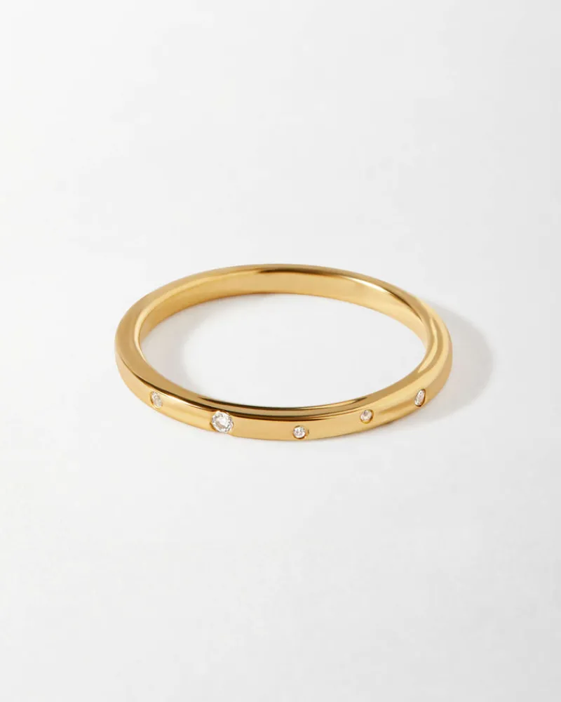 Edge of Ember All Rings | Sophia Heart Signet Ring